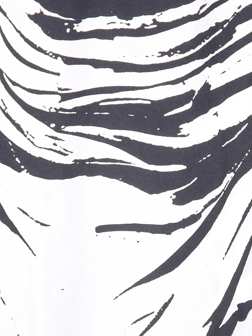 32018762_62260349_2048