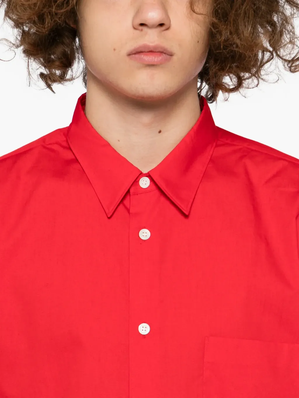 32820525_63398933_2048