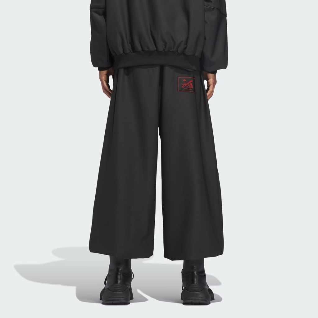 KD9349_23_hover_model