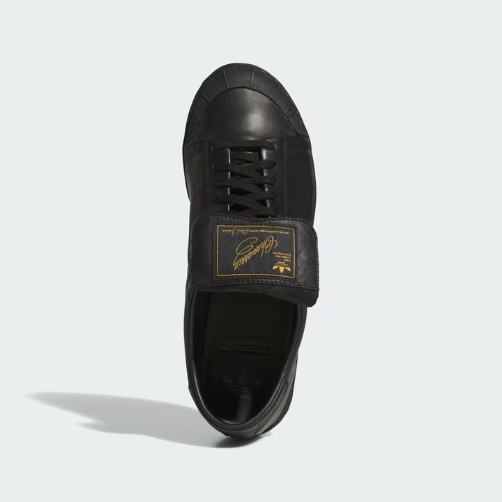 HQ4867_02_standard_hover