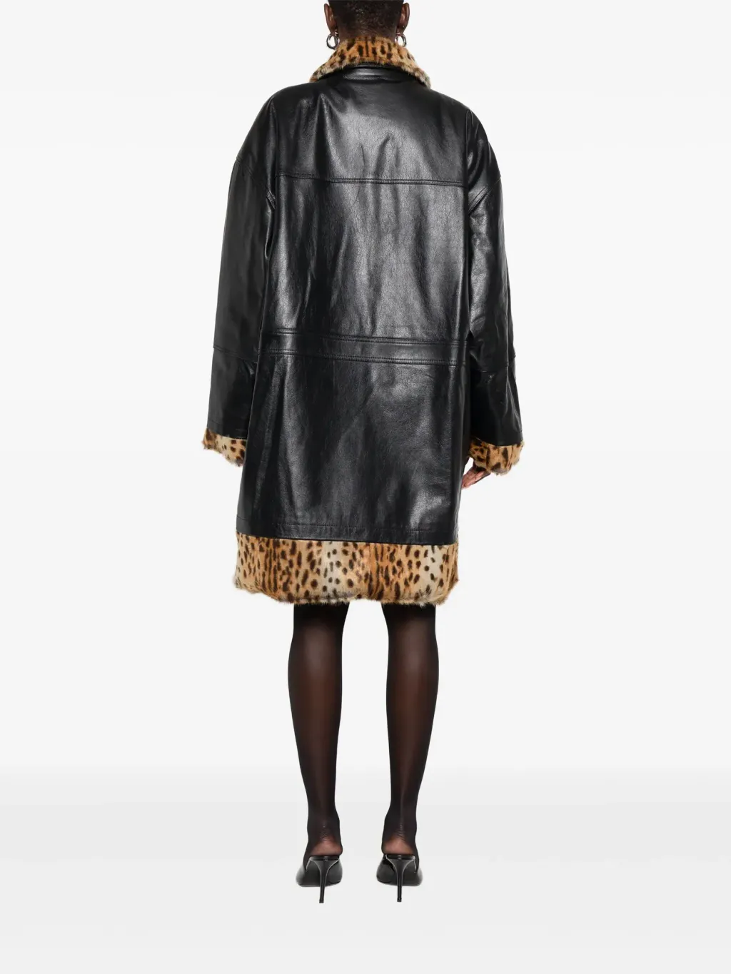 31867648_62308817_2048