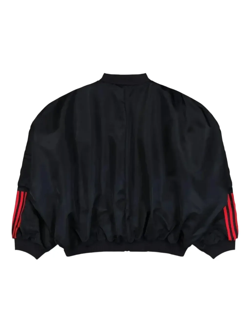 33244689_63816865_2048