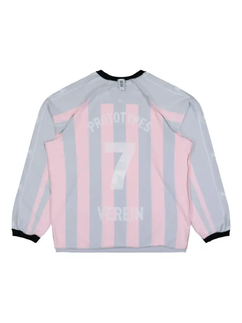 33133885_63664716_2048