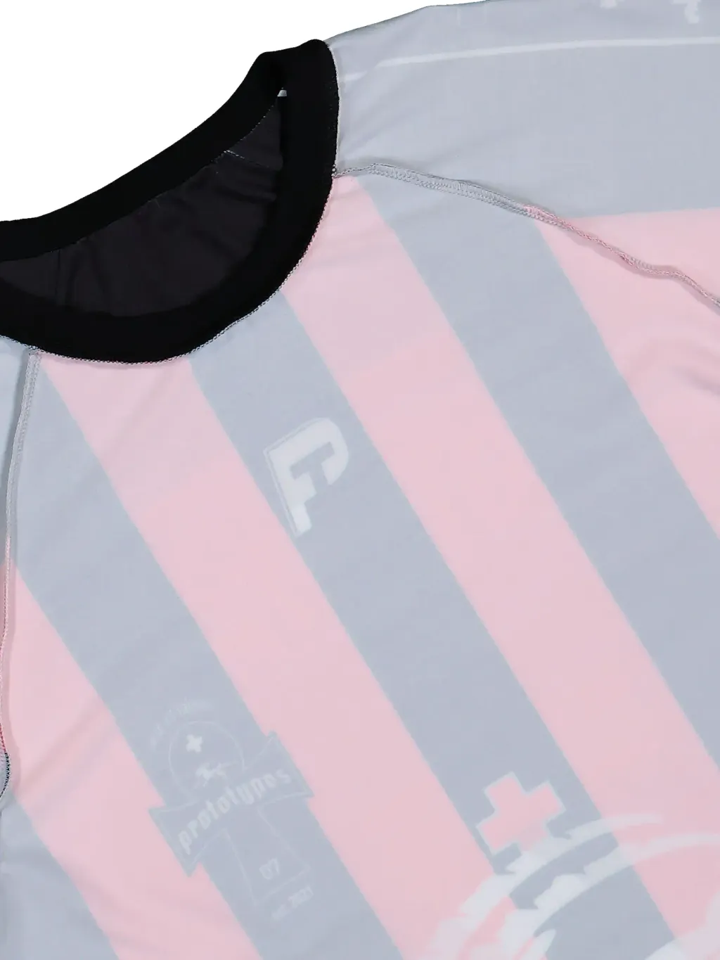 33133885_63594158_2048