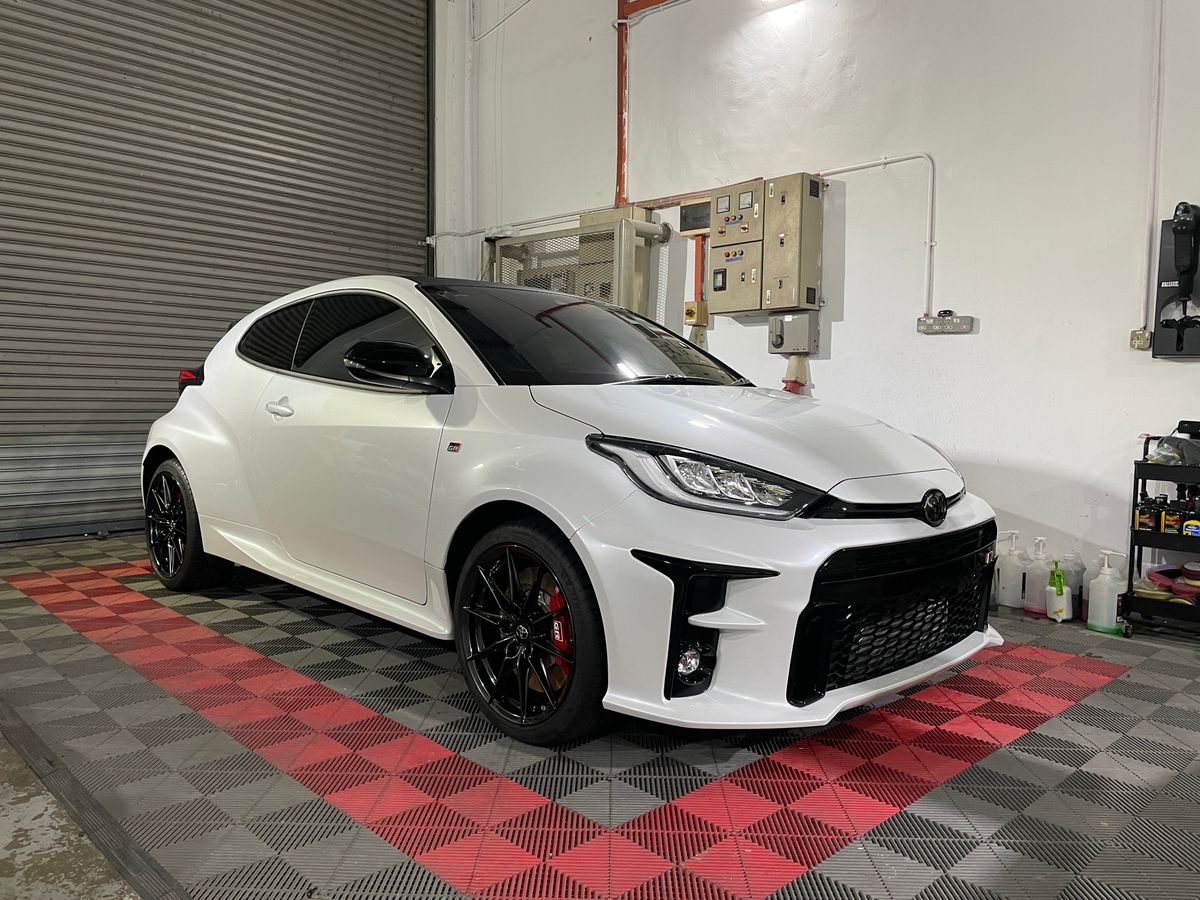 I+G Glass Coating: Toyota GR Yaris