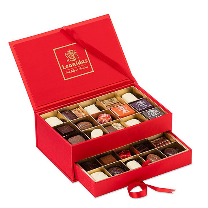 red luxury jewel box.jpg