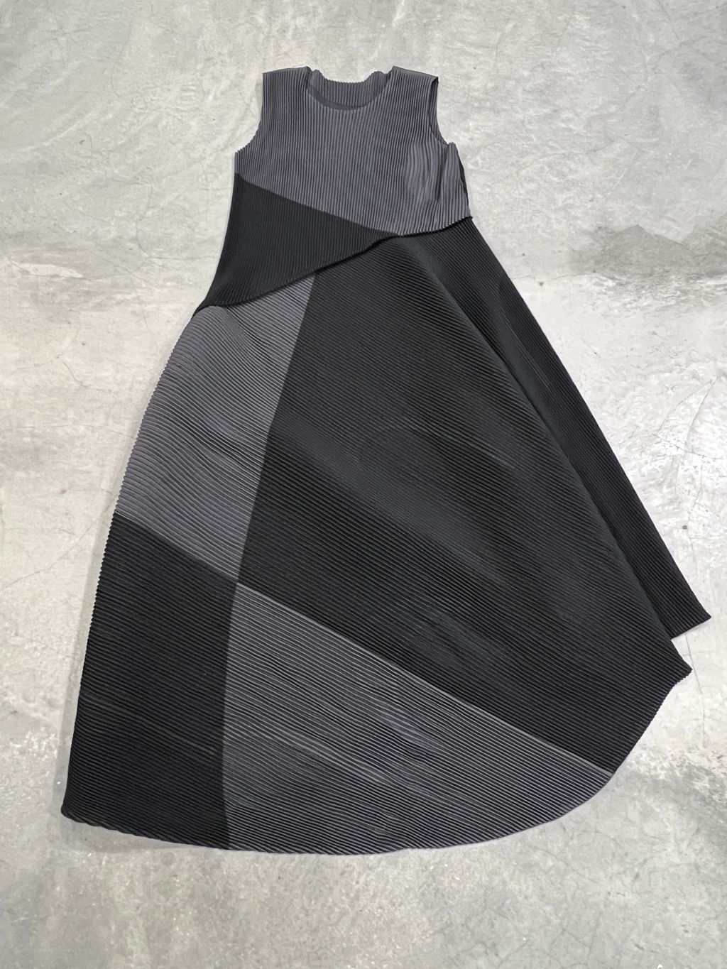 image_57E7F95C-E5EC-4C5D-9C75-68778006B46A_1765887397