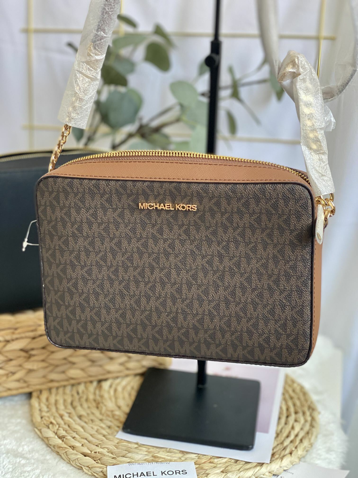 35f8gttc3b michael kors