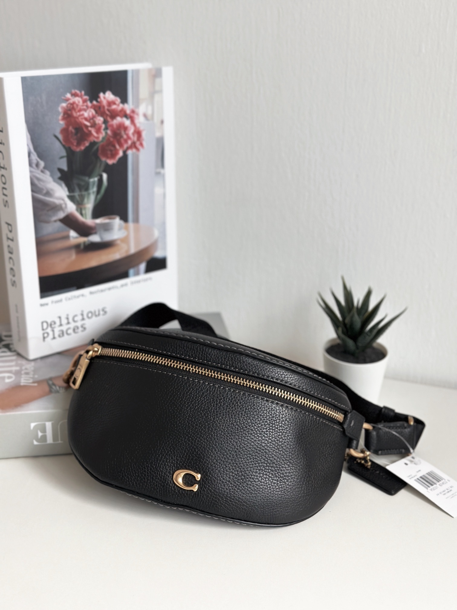 未使用保管品 コーチ ベサニー 黒 BETHANY BELT BAG CH813 未使用保管品 コーチ ベサニー 黒 BETHANY BELT BAG CH813 COACH