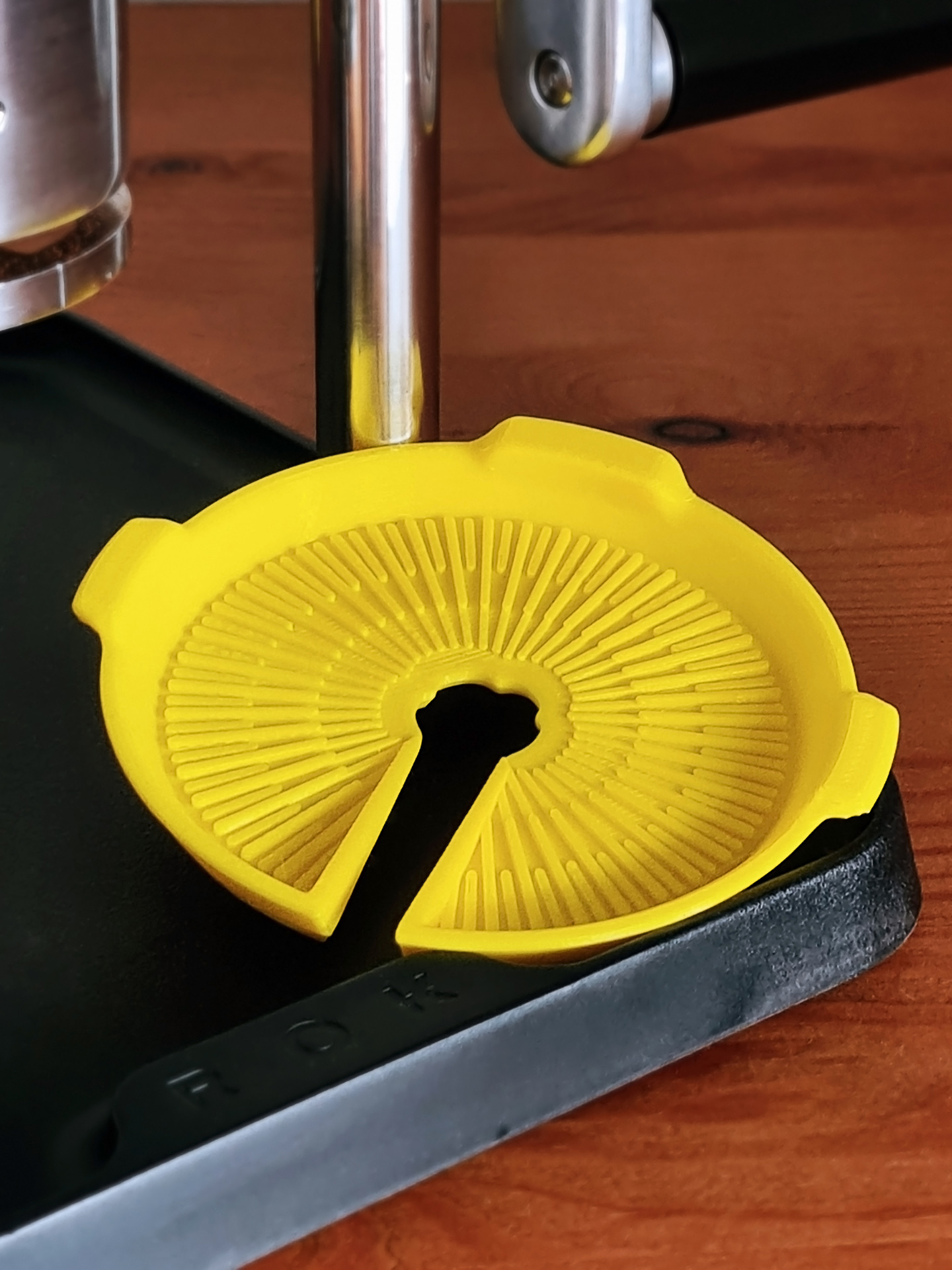 Hopper cover for ROK coffee grinder 