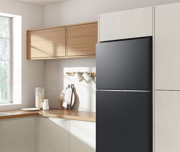 Description: The sleek exterior of the fridge gives a clean look to the modern kitchen, with a flat finish.