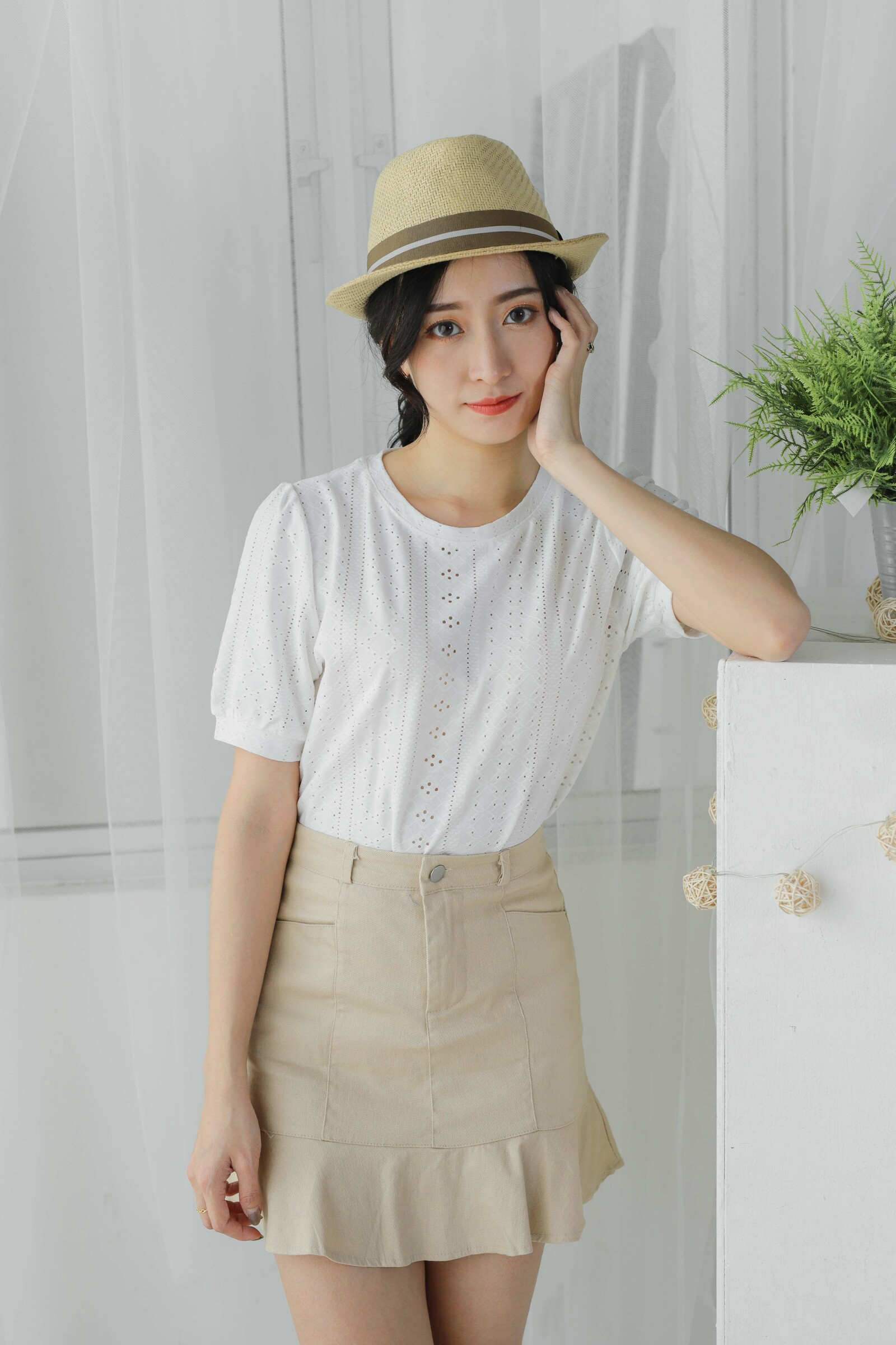 T211606-WHITE (3).jpg
