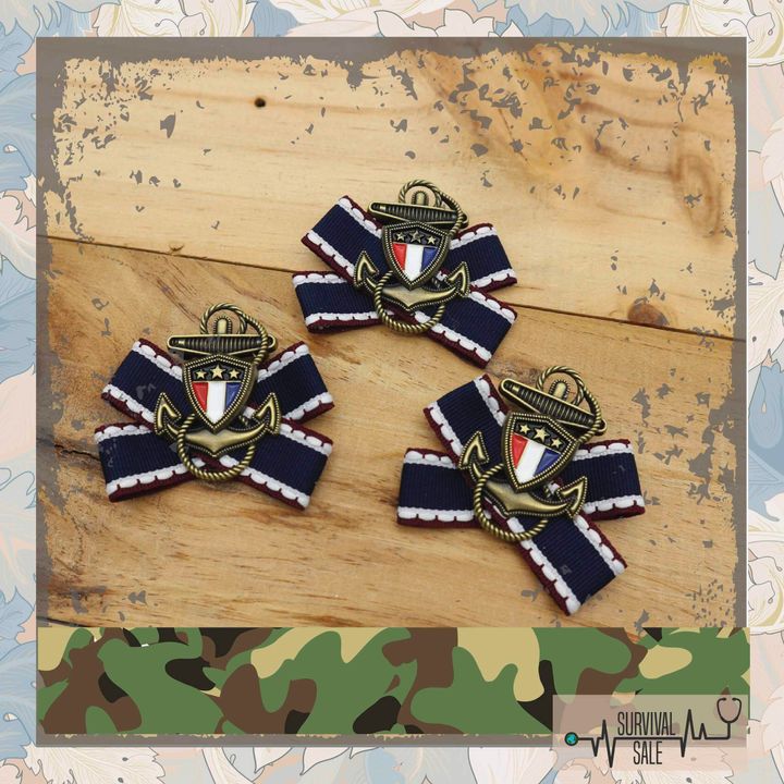 medal brooch-02.jpg
