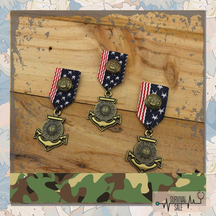 medal brooch-08.jpg
