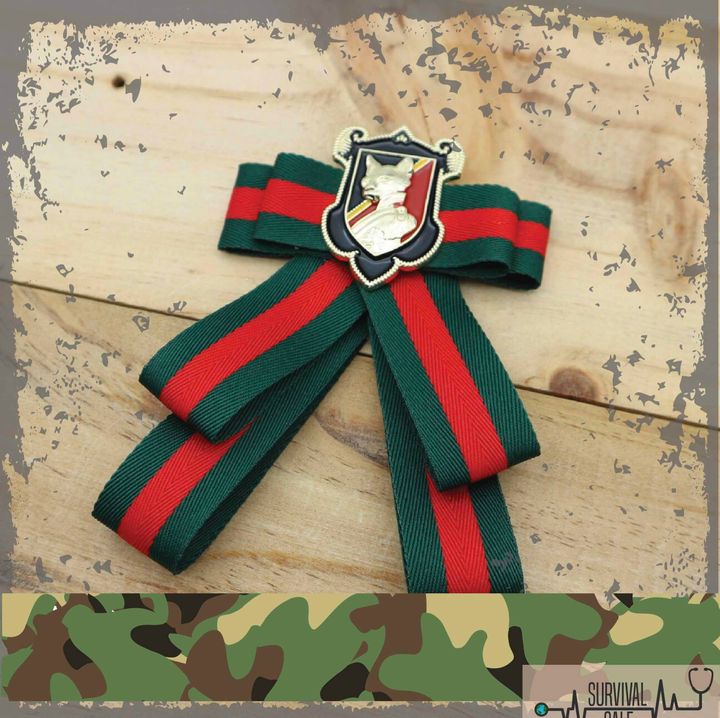 medal brooch-26.jpg