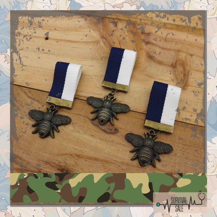medal brooch-27.jpg
