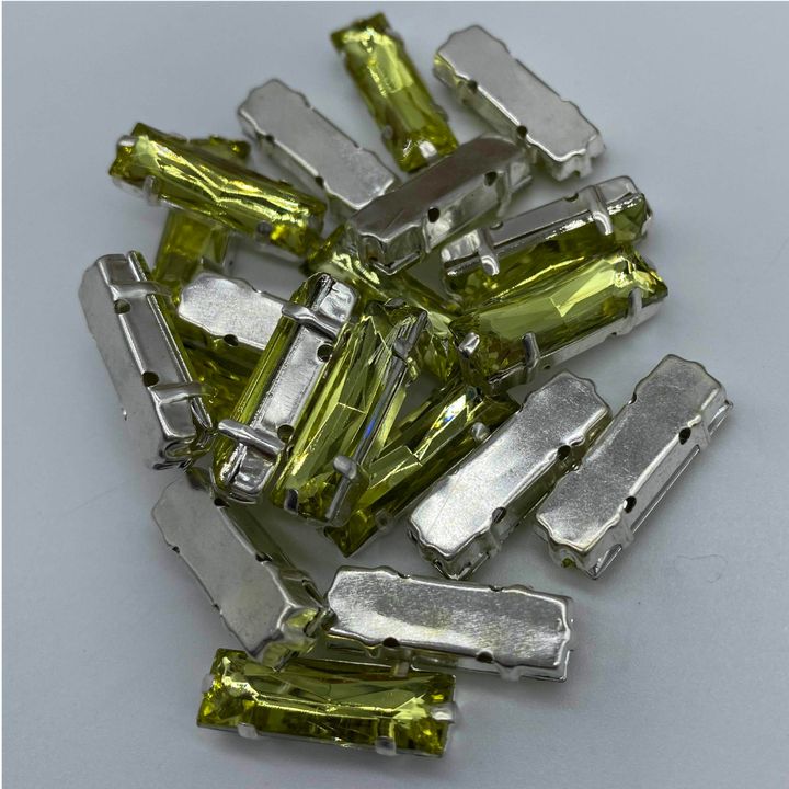 12 Clear Baguette 6x18 20pcs RM18-01.jpg