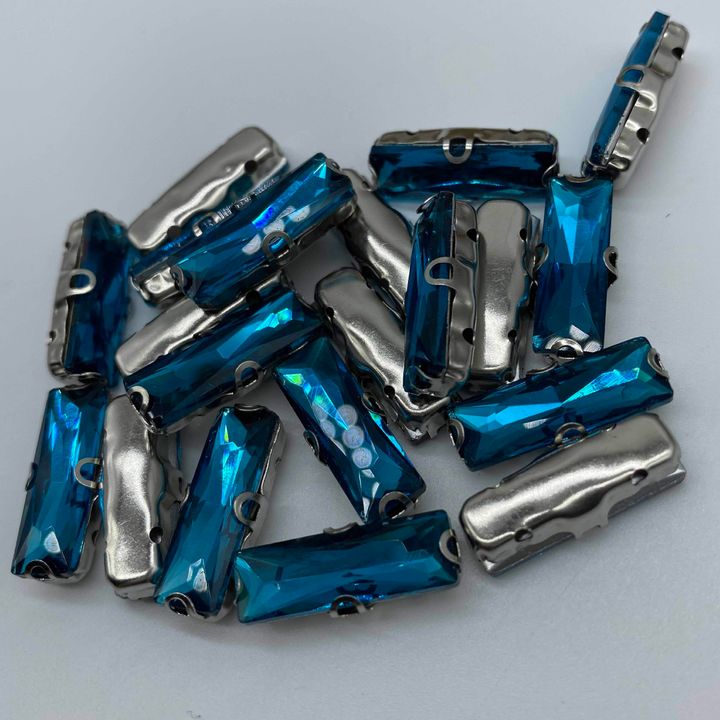 13 Clear Baguette 6x18 20pcs RM18-01.jpg
