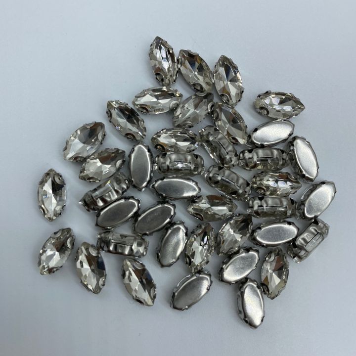 5 Clear Navette White 5x10 40pcs RM8.jpg