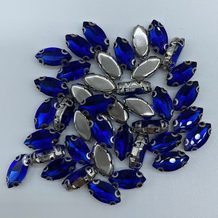 1 Clear Navette Color 6x12 40pcs RM12.jpg