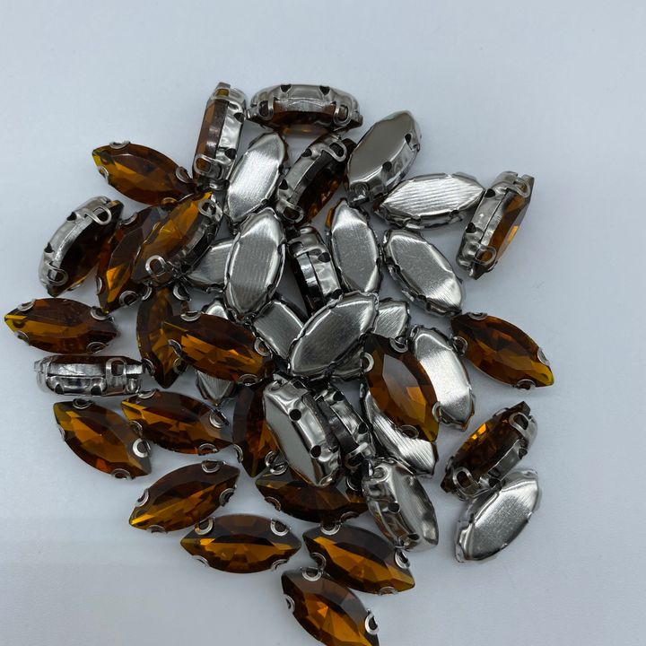 4 Clear Navette Color 7x15 40pcs RM14.jpg