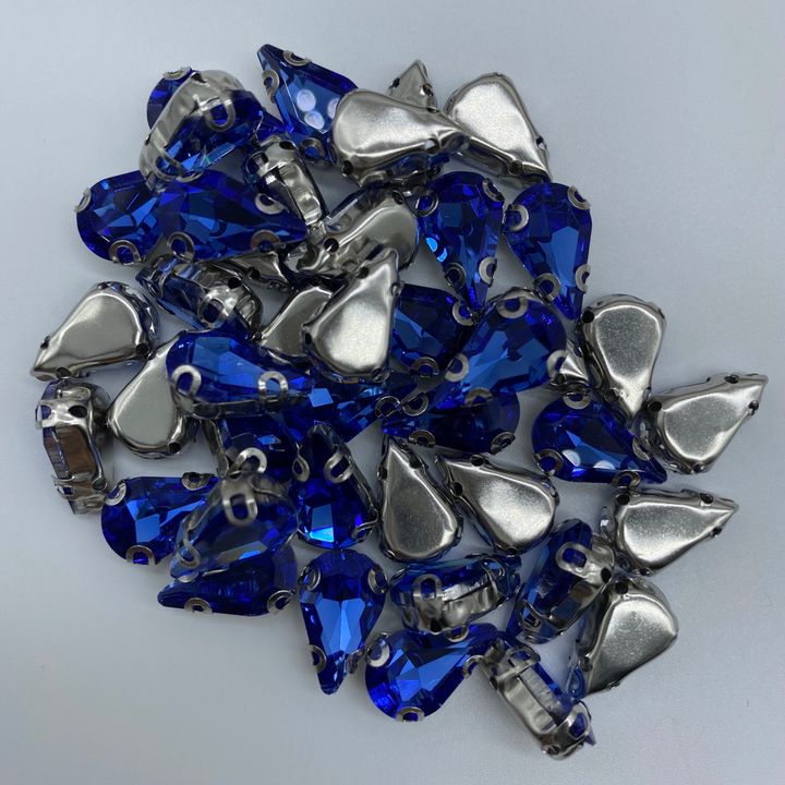 17 Clear Teardrop Color 8x13 40pcs RM13.jpg