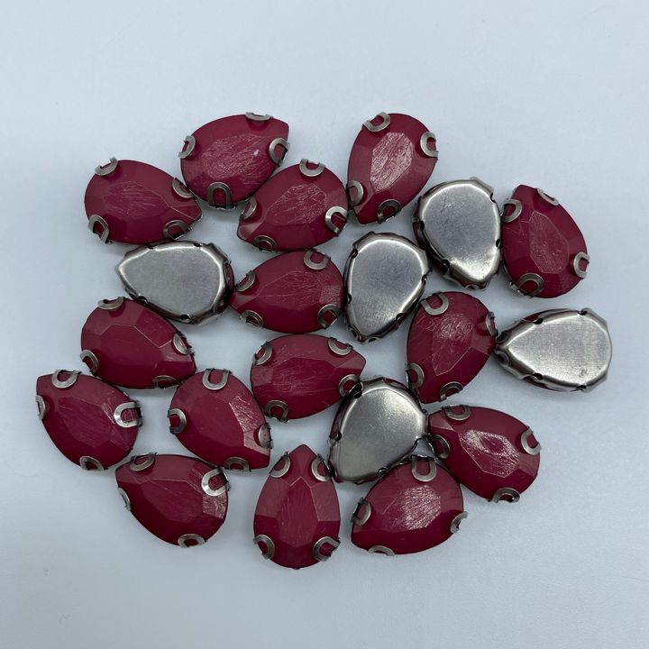 3 Matte Teardrop 10x14 20pcs RM5.50.jpg
