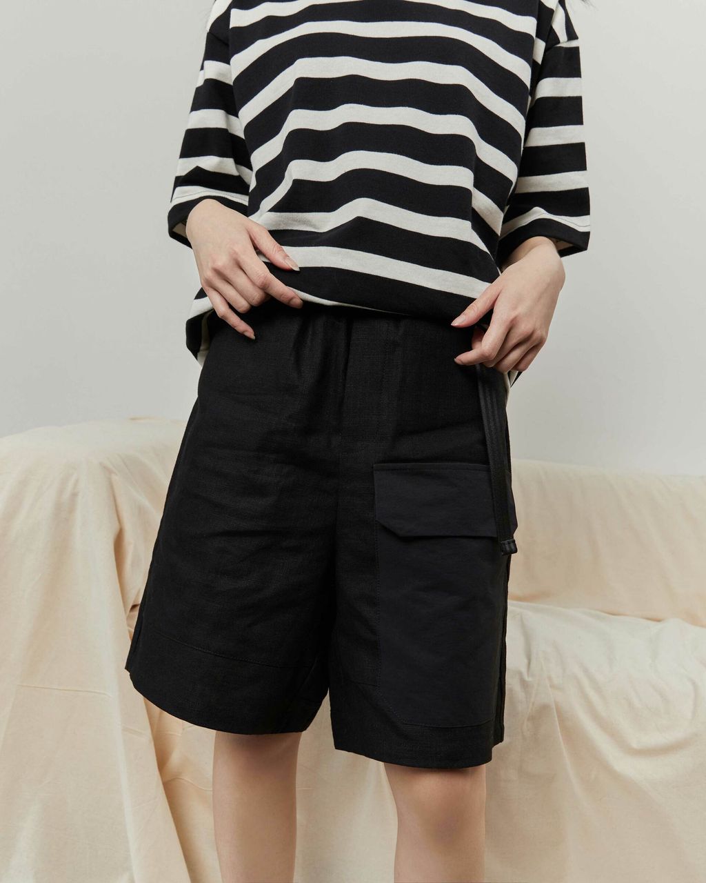 Attn Cotton Linen Patch Pocket Shorts