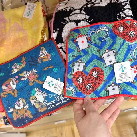 tw-11134207-7qul0-lhsv76k2gl8w1e