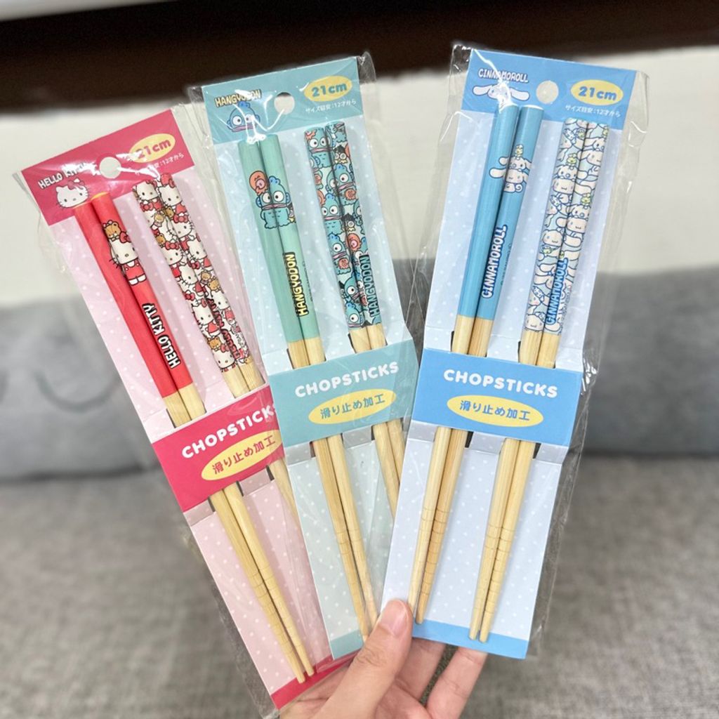 tw-11134207-7r98z-lsxtrz18d70yc7