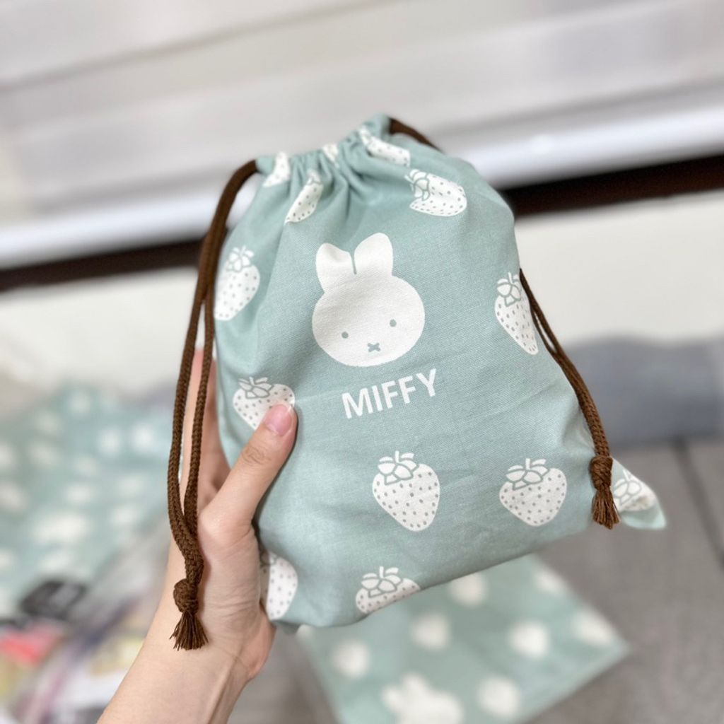 tw-11134207-7r98u-lvvahyglzdba9d