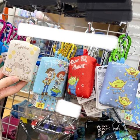 tw-11134207-7r98v-lwiah01x4q40c5