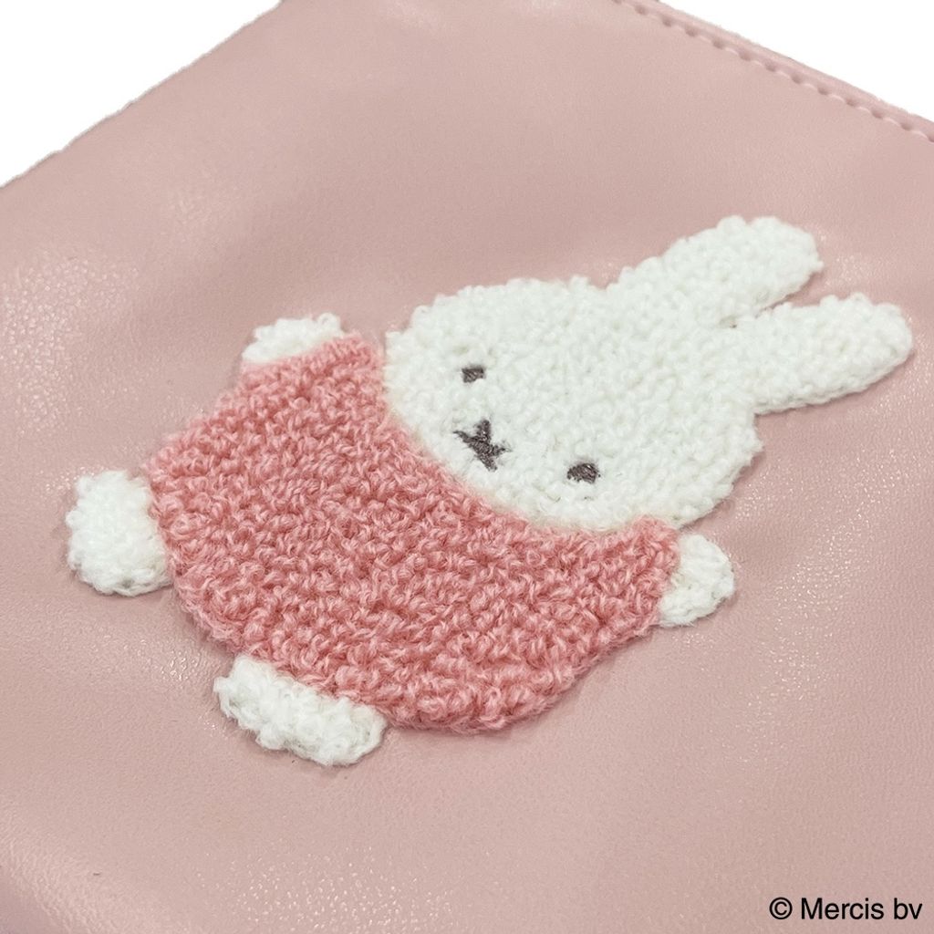 tw-11134207-7rash-m1hyo4mx2o7f08