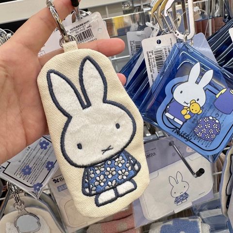 tw-11134207-7ra0m-mb4oyxchnz6e6c