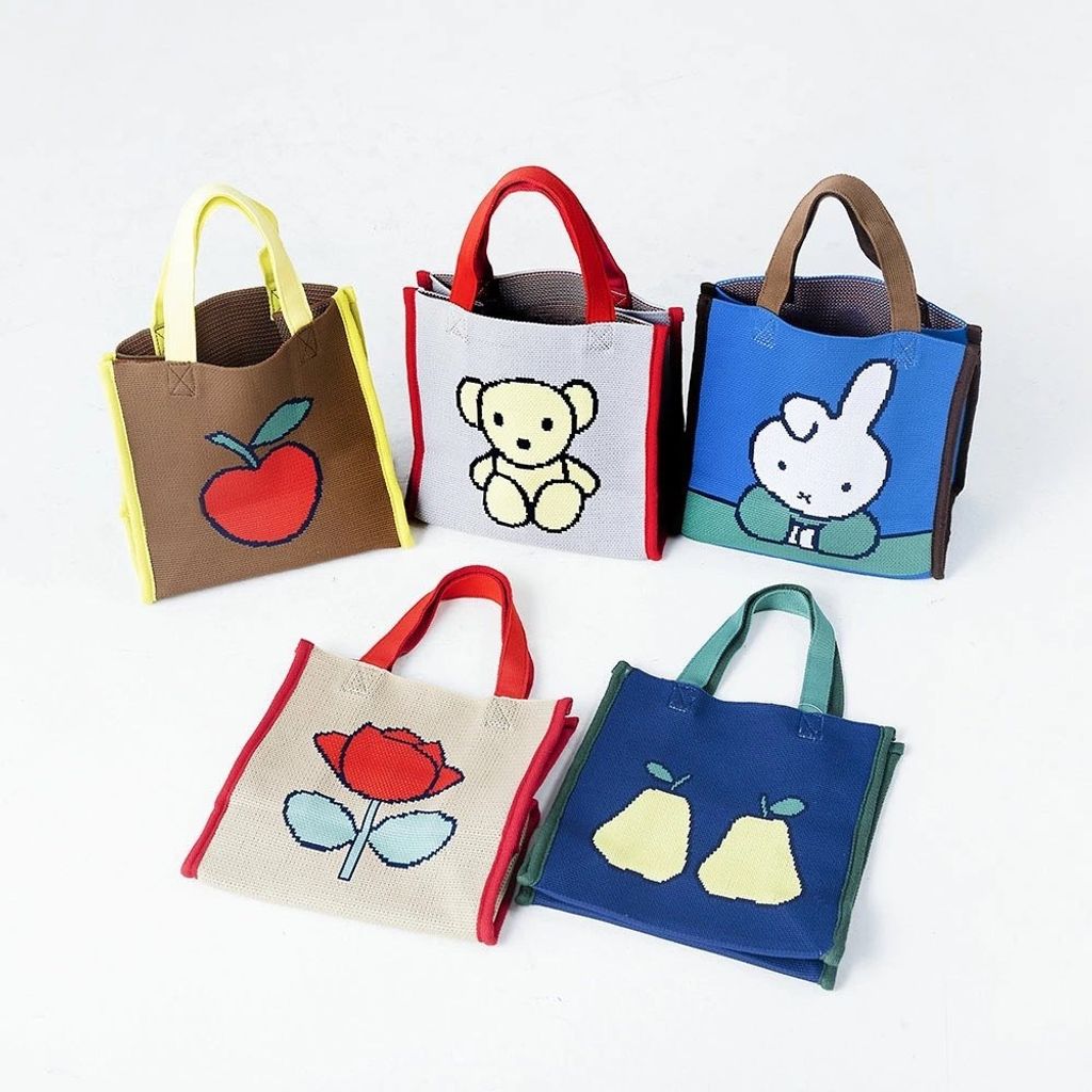 tw-11134207-81ztk-megz3b0zvpxc8c