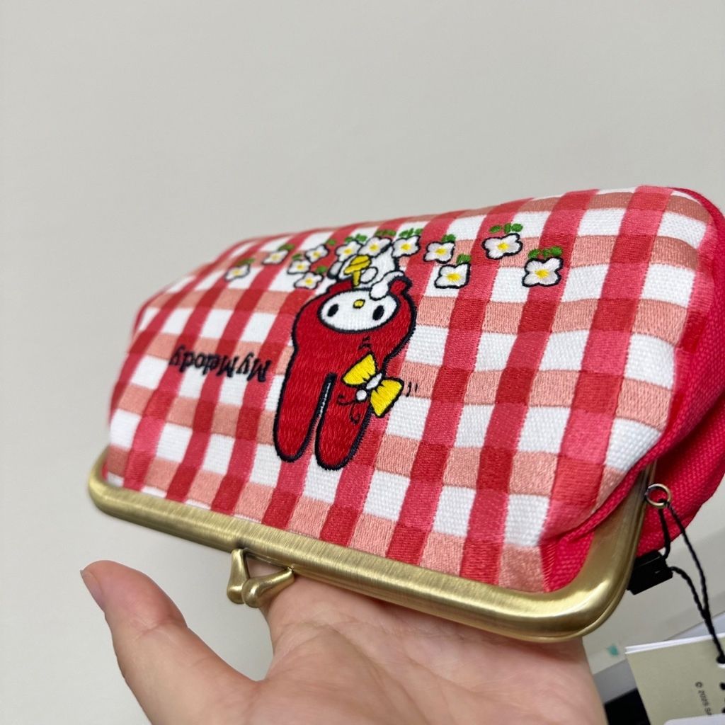 tw-11134207-81ztd-mgg8z2qoitxma4