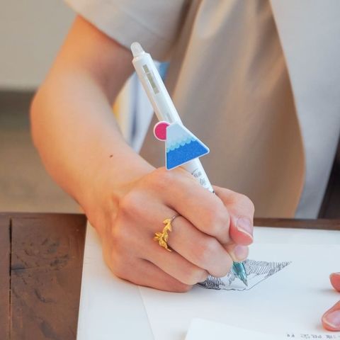 e9389e234f9f7e505736cb70797dbb0f