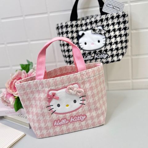 tw-11134207-81ztm-mj6tatxsxmgw6a