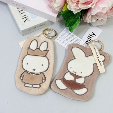 tw-11134207-81ztl-mj6v3ui8i1hcd7