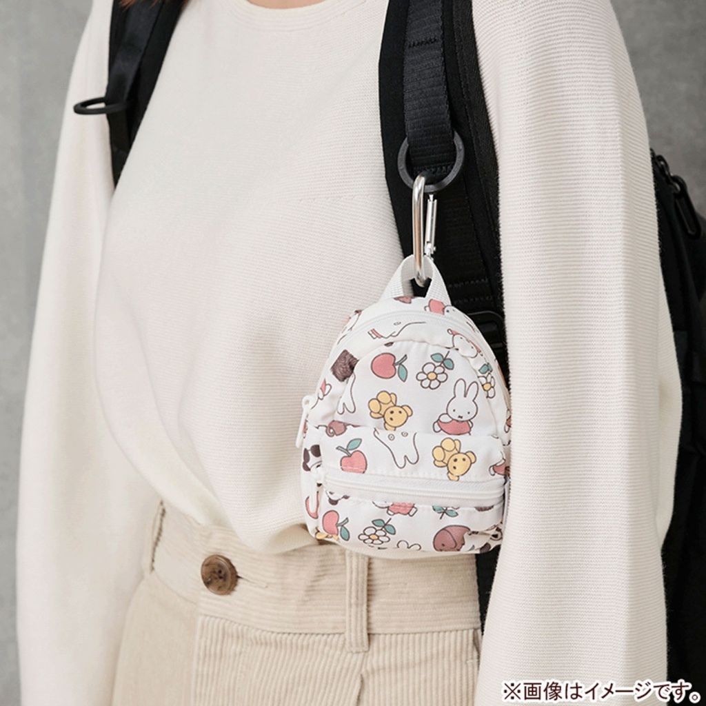 tw-11134207-81ztl-mjrzhum295vo2e