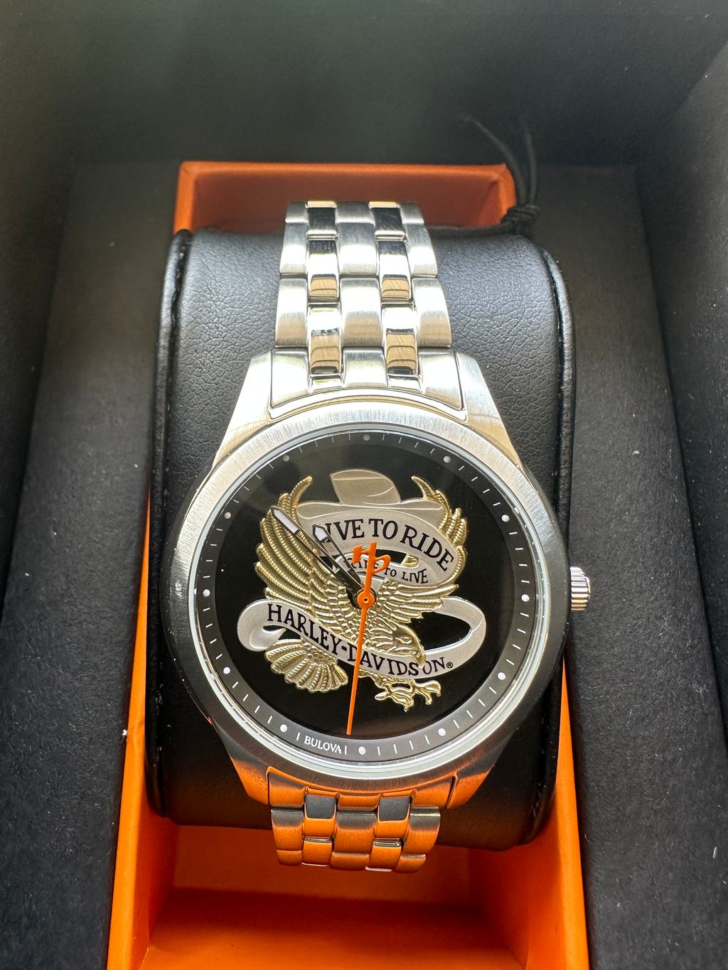 EA26923F-CF01-450B-8B64-797F785F60B3