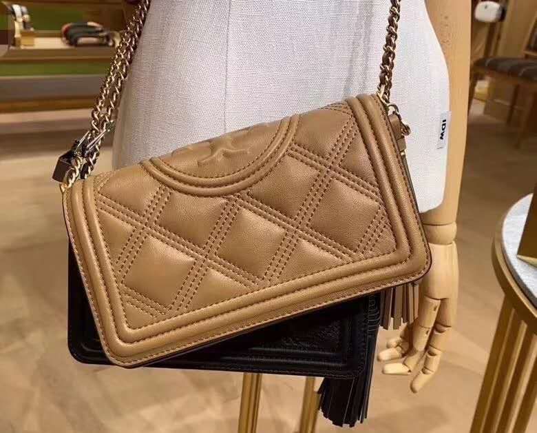 tory burch fleming soft crossbody