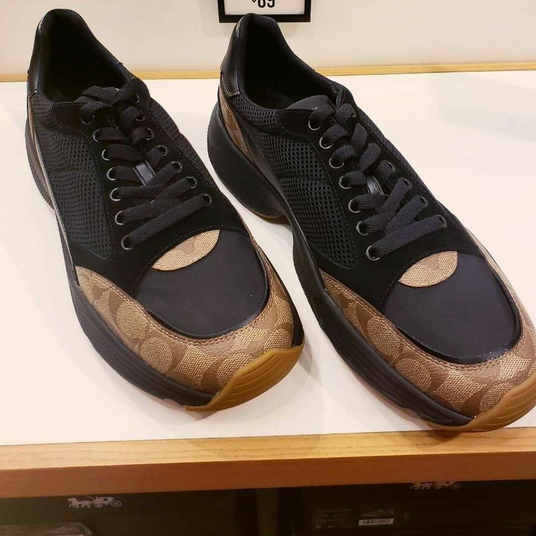 c152 tech runner brown