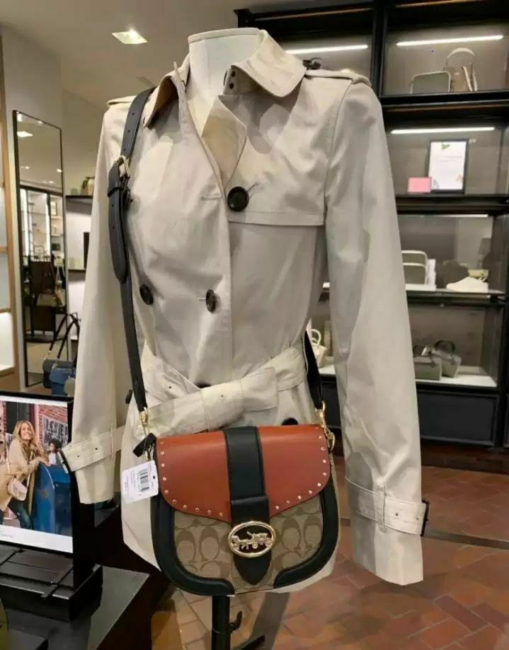 georgie saddle bolsa in colorblock signature canvas with rivets