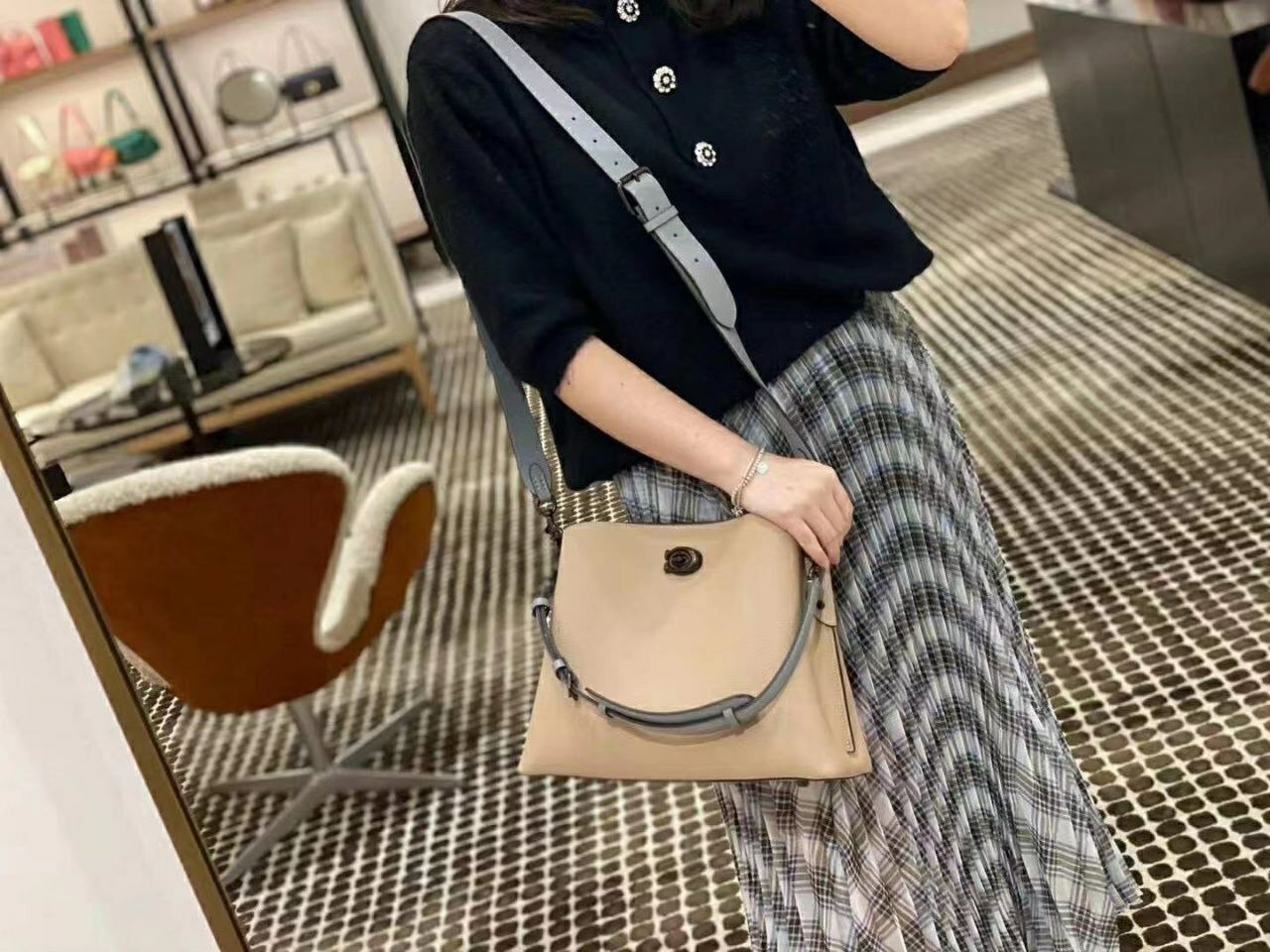 coach willow shoulder bag black