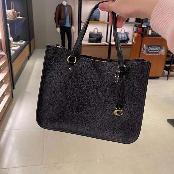COACH TYLER CARRYALL 28 C3460 COACH TYLER CARRYALL 28 C3460