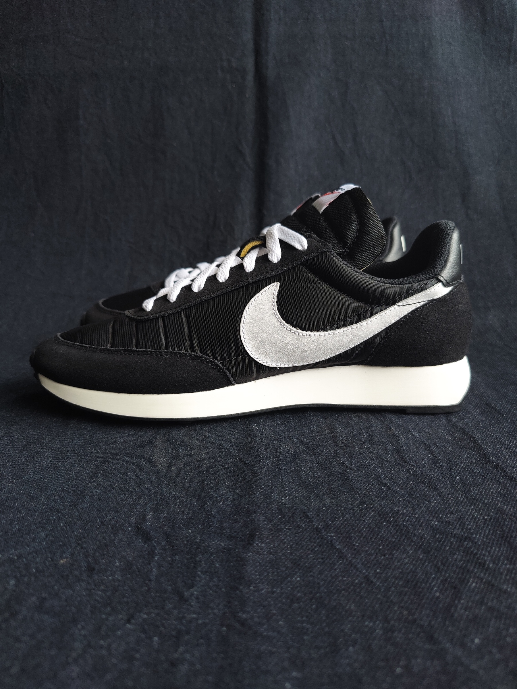 Nike Tailwind 79