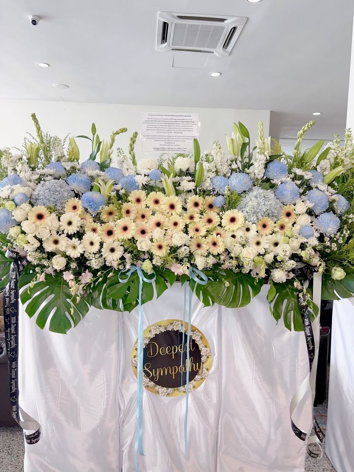 Funeral Flower Stand KL Same Day Delivery (30)