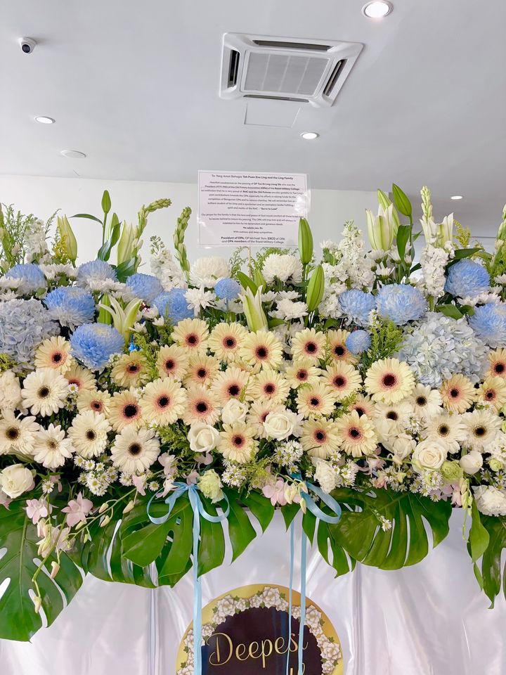 Funeral Flower Stand KL Same Day Delivery (30)