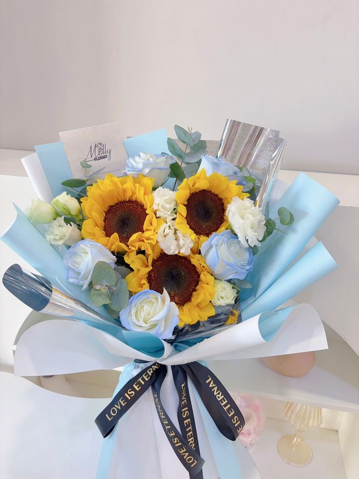 For Him Sunflower Graduation KL Same Day Delivery